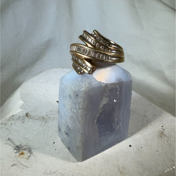 10k Yellow Gold 42 Diamond Cluster Wrap Baguettes & Round Sz 5.5 Ring 1.24tcw - Picture 2 of 13